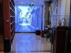 -香山湖渔家大院