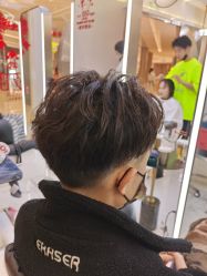 -CE·专业蛋白•羽毛接发·潮色烫染品牌店