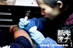 -鬼手纹身小鬼店