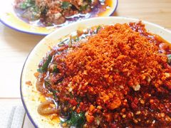 -拈签一笑黄牛肉辣卤串串