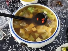 鸡豆腐汤-八两八金·莱芜特色炒鸡(市南漳浦路店)