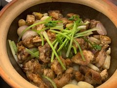 沙姜红葱头啫啫鸡-美极鲜食坊(宝安南路店)