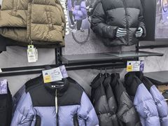 -迪卡侬(金龙湖店)