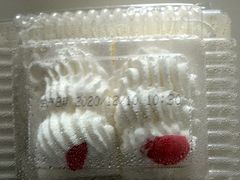 -红宝石·鲜奶小方·海派西点房(浦三店)