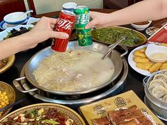 -老来福·非遗酸汤兔(凯旋路店)