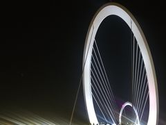 -南京眼步行桥