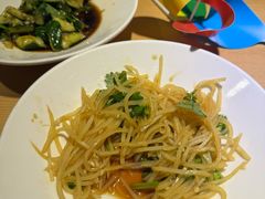 -关东小磨东北菜(上海长风大悦城店)