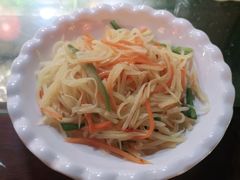 -金杨拉面王小吃面馆·牛三宝面·红烧牛肉粉