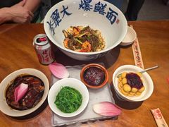 -李犟大爆鳝面·手工蟹黄包(湖滨西湖店)