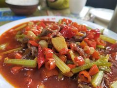 -独一佳老胡湘菜馆(矿山路店)