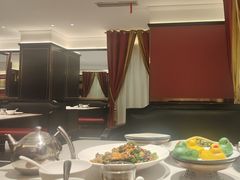 -皇城根·鲁菜济南菜·吊炉烤鸭·炒鸡鱼头(济南旗舰店)