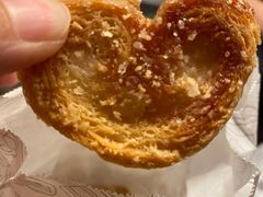 小蝴蝶酥-上海哈尔滨食品厂(淮海中路店)