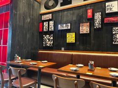-8PINTS八品脱·日料·烧鸟·精酿小酒馆(莘庄店)