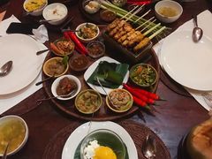 -DiAtas by Art Cafe Bumbu Bali
