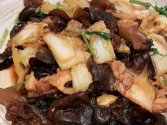 野生木耳炒白菜-宏达宴老菜馆(群力第四大道店)