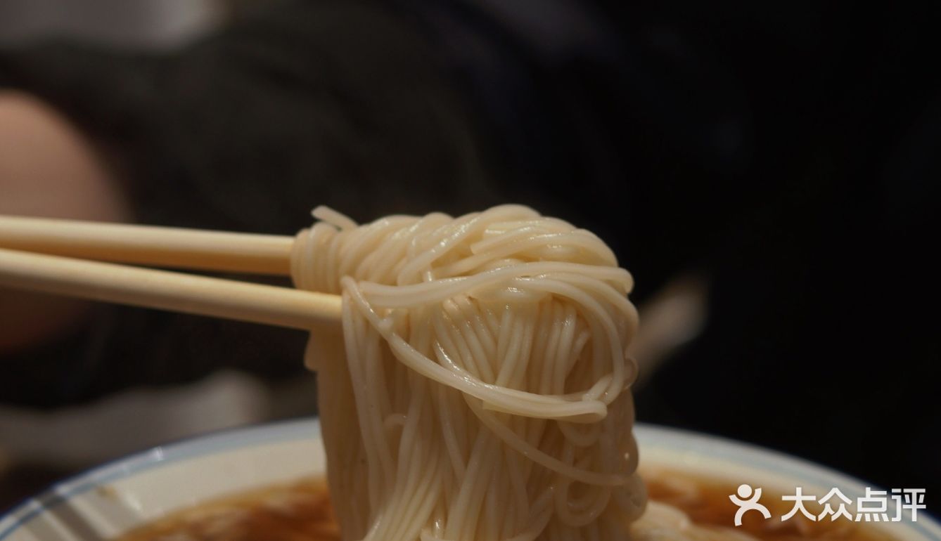 在下浩里的快闪店吃了个便饭