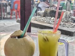 -黄亚华小食店(Jalan Alor)