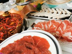 -墨居上隐·院子里火锅(峨眉店)