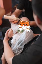 -凤鸣笔庄婴儿满月理发胎毛笔制作