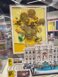 -乐高品牌旗舰店(人民广场店)
