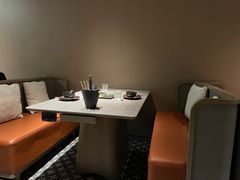 -罗勒家·养生火锅· Bistro(大望路店)