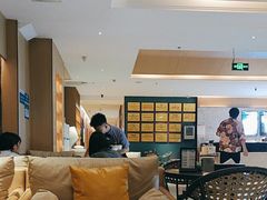 -金色印象·4K影院式足体养生(南坪桃源店)