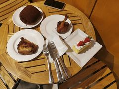 -丽都熟食店