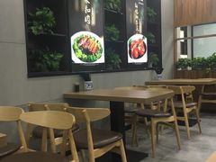 -小梅园饭堂(东方路店)