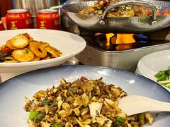 -老唐三下锅 ·张家界地标美食(溪布街店)