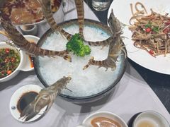 -红鼎豆捞·非遗鲍皇汤火锅(宝丰路店)