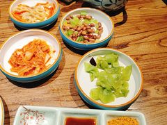 -明洞阿姨·韩式酱蟹烤肉·创意料理(三元桥店)