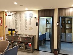 -有红鸡毛店·川菜(建设路店)