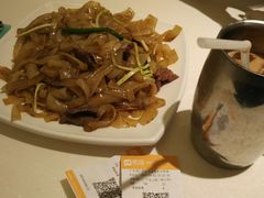 干炒牛河-金利茶餐厅(中船汇店)