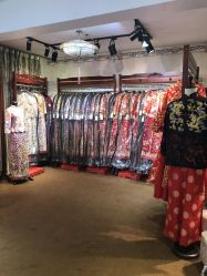 点击看大图 -LOVE SHINE婚纱·红鼎庄龙凤褂·妈妈装定制