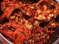 -凤凰路何眼镜香辣蟹(花果园店)