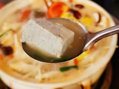 黑豆腐-花水湾红太阳牛肉汤锅