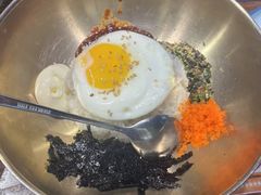 -明洞阿姨·韩式酱蟹烤肉·创意料理(三元桥店)