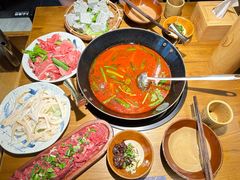 -贵厨酸汤牛肉(小十字店)