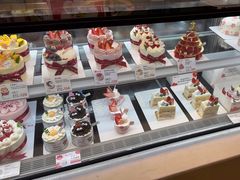 -花花卷卷·鲜食蛋糕(静安久光百货店)