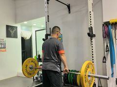 -汗水空间私教健身连锁(SM广场店)