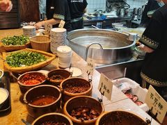 -云阿蛮云南生烫牛肉米线(奉贤路店)