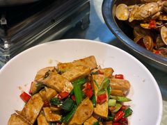 -昱龙大盆牛蛙馆(三兴街总店)