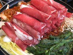部队锅-MI WU FACTORY米屋美食工厂餐厅(绿地店)