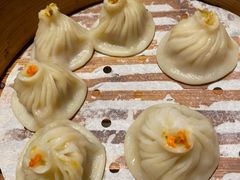 蟹粉小笼包-绿波廊(豫园店)