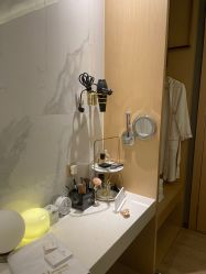 -香港倾城国际·美容美体中心