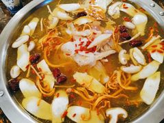 天麻鸡大锅-云南邹记天麻火腿鸡(簇桥店)