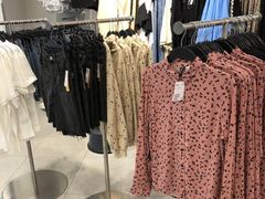 -H&M(天一广场店)