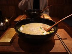 -银米·云南传统过桥米线(双廊黑金冠店)