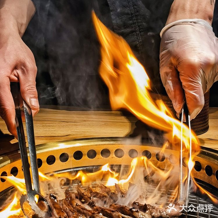 极品M12霜降肋眼肉,吃在嘴里幸福感爆棚~