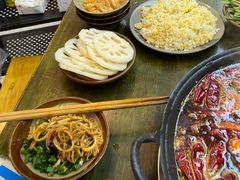 -黄潇洒老火锅(九眼桥宏济巷店)